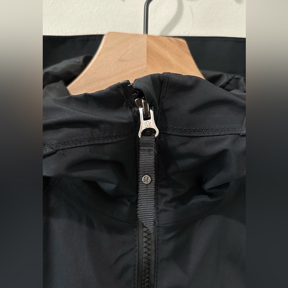 Lululemon peplum raincoat - Picture 5 of 5